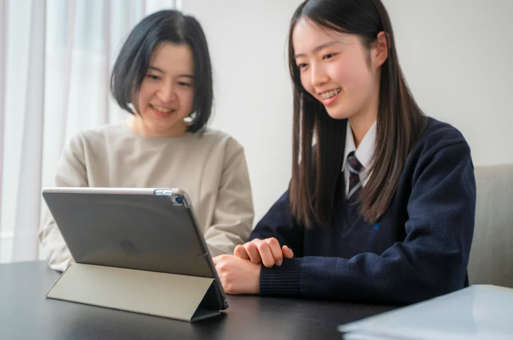 親との定期的な「個別面談制」